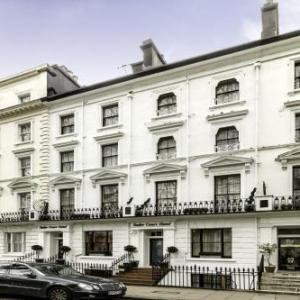Tudor Court Hotel