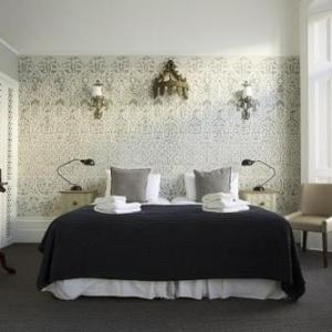 Georgian House Hotel