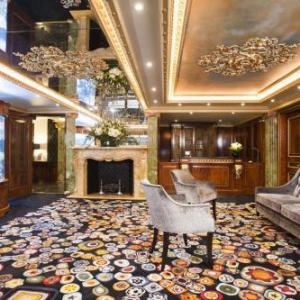 mayfair House