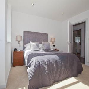 One Whites Row Apartments