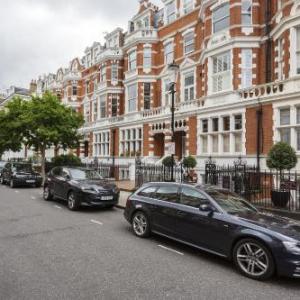 Veeve   two Bedroom Apartment in Earls Court