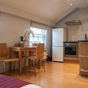 12 London Street Apartments