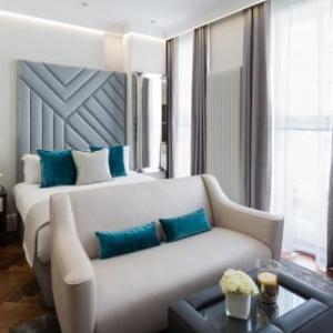 Baker Street Apartments By Flying Butler 