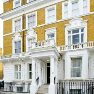 Nevern Place by Supercity Aparthotels London