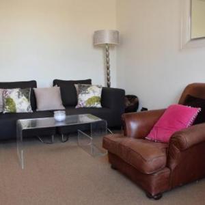2 Bedroom Flat near Notting Hill London