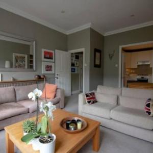 2 Bedroom Flat Near Camden Square