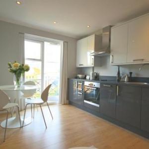 Brompton Apartment