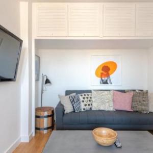 GuestReady - 1BR Flat Ideally Located In Zone 2 Fits 3