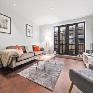 2 Bed Lux Apartments near Central London FREE WIFI by City Stay Aparts London London