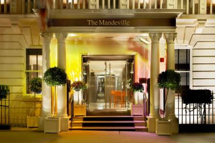 The Mandeville Hotel - image 3