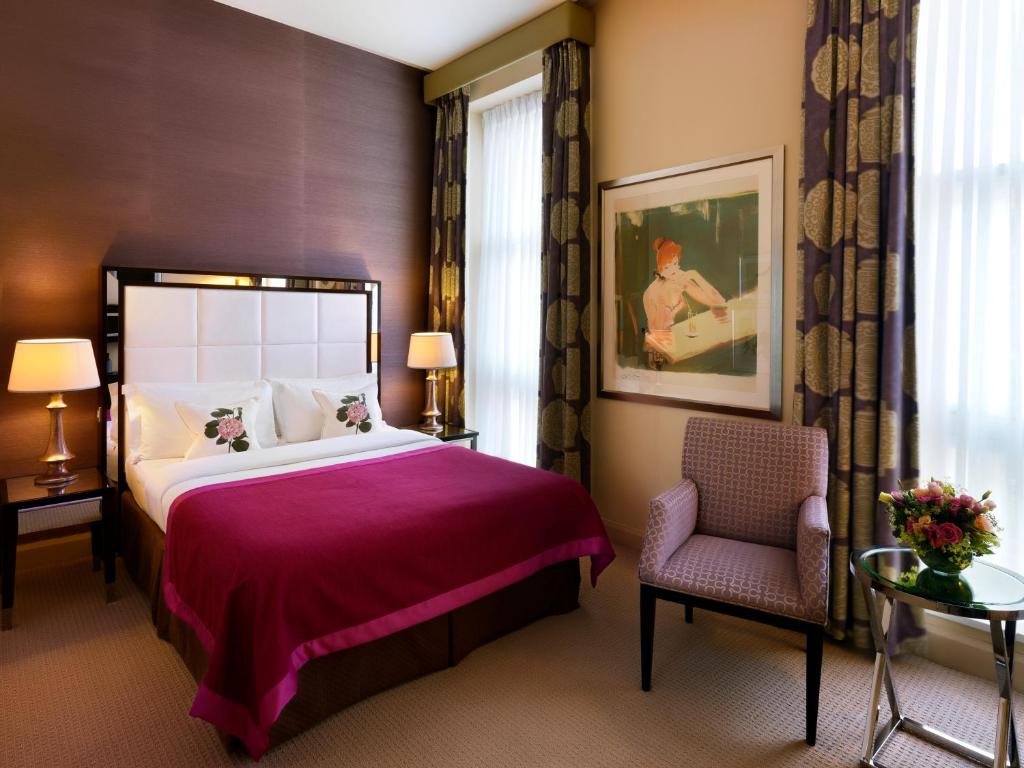 The Mandeville Hotel - image 4