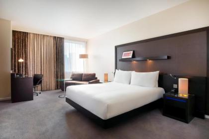 Hilton London Canary Wharf - image 11