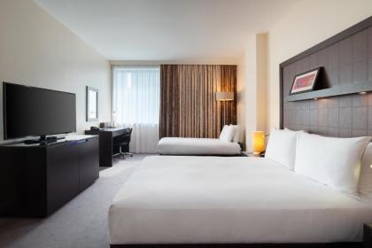 Hilton London Canary Wharf - image 16