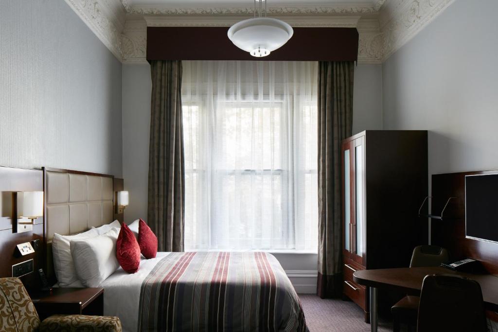 The Grand At Trafalgar Square - image 3