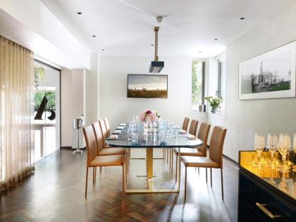 The Athenaeum Hotel & Residences - image 3