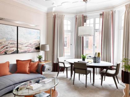 The Athenaeum Hotel & Residences - image 4