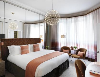 The Athenaeum Hotel & Residences - image 9