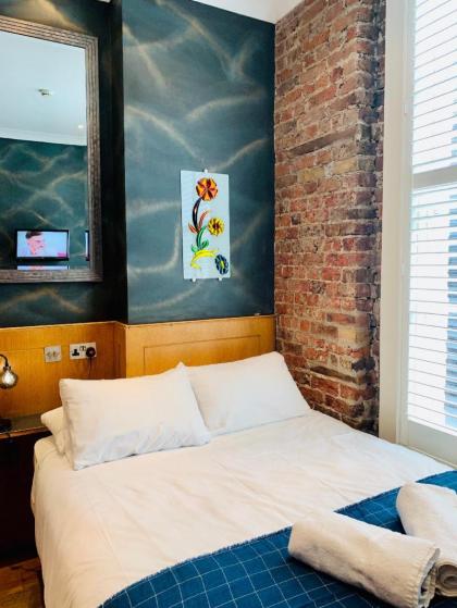 The Melville Hotel Kings Cross - image 18