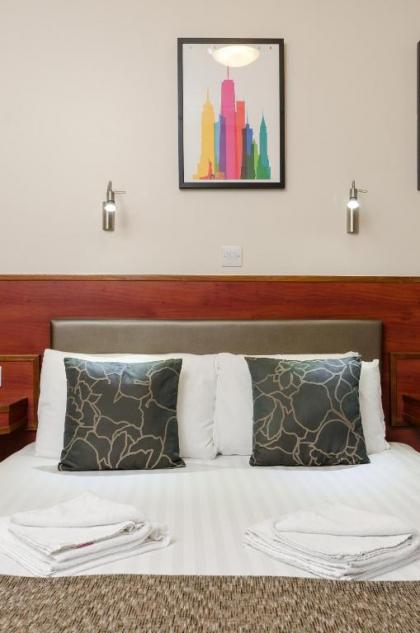 Wardonia Hotel - image 2