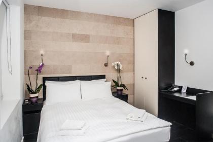 Royal Hyde Park Hotel - image 12