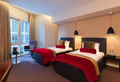 Radisson Blu Edwardian New Providence Wharf - image 17