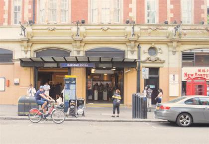 PEMBRIDGE PALACE HOTEL - image 4