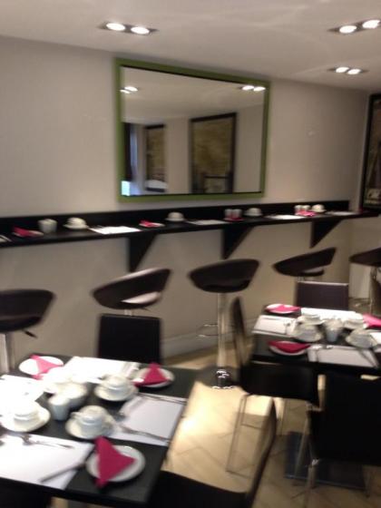 Bloomsbury Palace Hotel - image 10