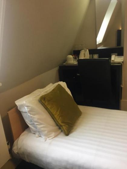 Bloomsbury Palace Hotel - image 8