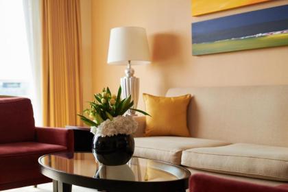 The Chelsea Harbour Hotel - image 12