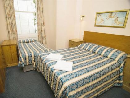 Normandie Hotel - image 20