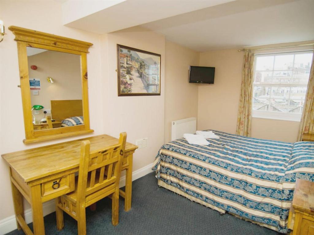 Normandie Hotel - image 3