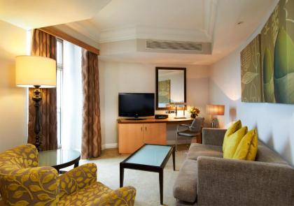 London Hilton On Park Lane - image 17