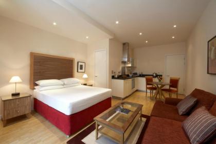 Marlin Apartments Canary Wharf - image 15