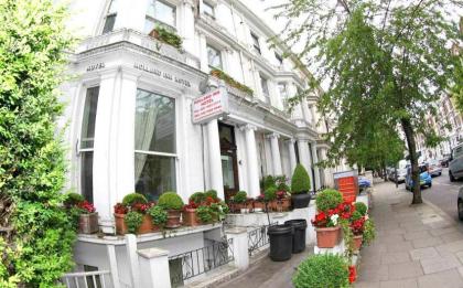 Holland Inn Hotel - image 1