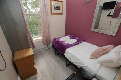Holland Inn Hotel - image 20