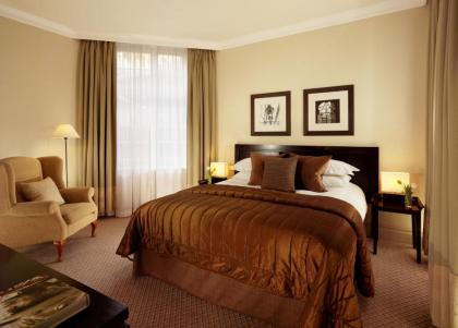 Taj 51 Buckingham Gate Suites and Residences - image 8