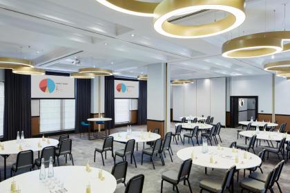 London Marriott Hotel Maida Vale - image 6
