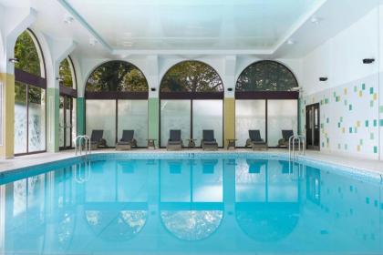 London Marriott Hotel Regents Park - image 1