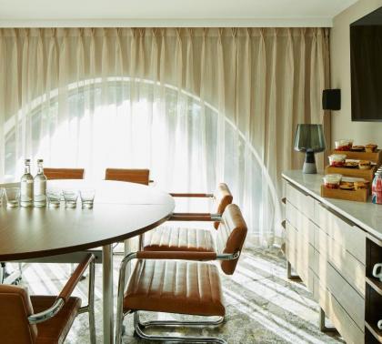 London Marriott Hotel Regents Park - image 10
