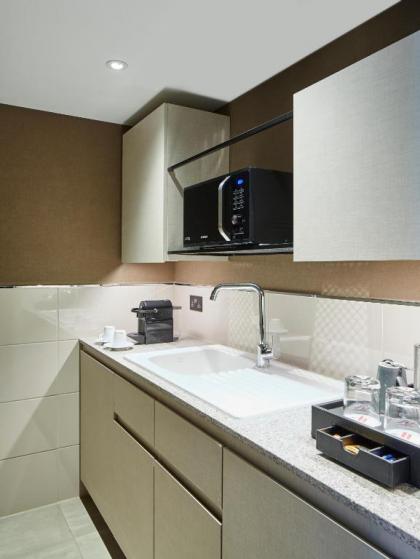 London Marriott Hotel Regents Park - image 4