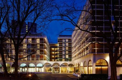 London Marriott Hotel Regents Park - image 5