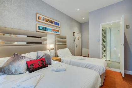 Kingsway Park Hotel - image 10