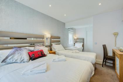 Kingsway Park Hotel - image 19