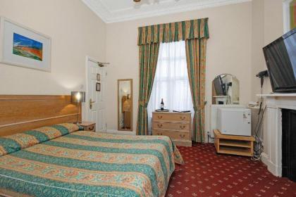 Kingsway Park Hotel - image 2