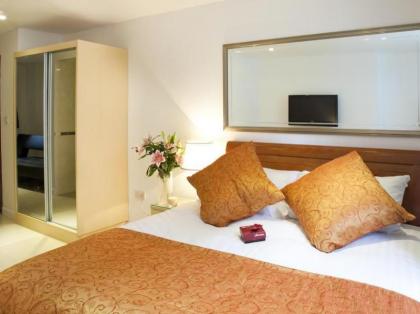City Inn Russell Square - image 1