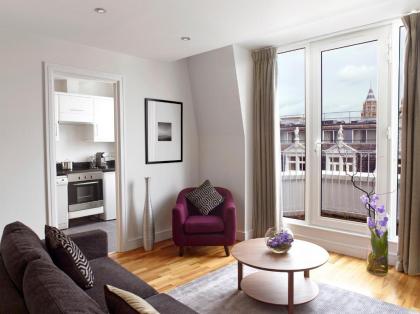 Cheval Harrington Court at South Kensington - image 2