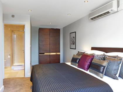 Cheval Harrington Court at South Kensington - image 8