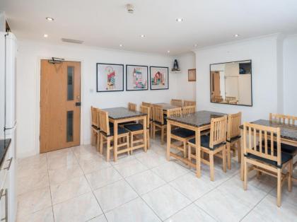 Apollo Hotel Kings Cross - image 4