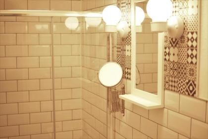 Plaza Hotel - image 19