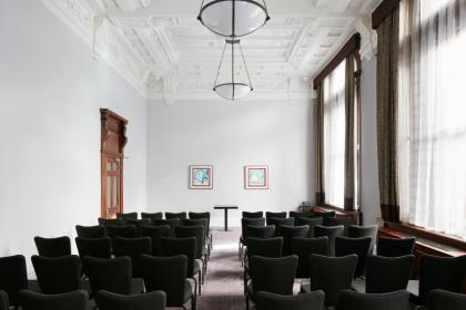 Club Quarters HotelTrafalgar Square - image 16